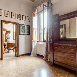 Apartment La Fenice, Venedig